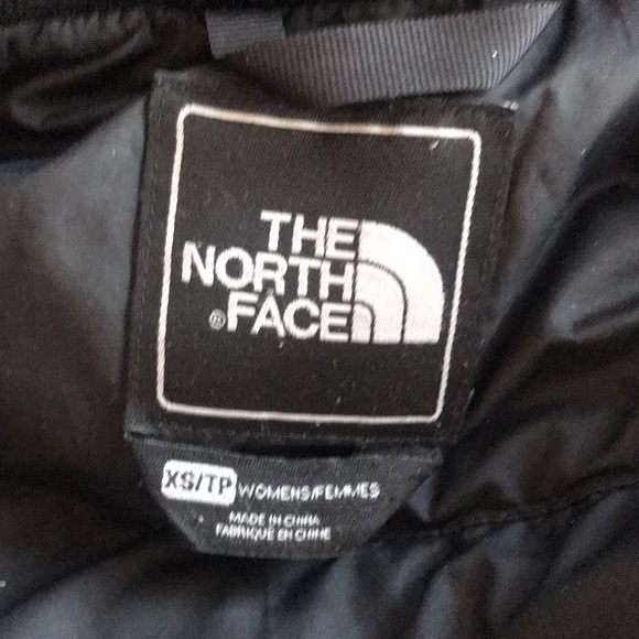 TheNorth Face Black Down Women’s Winter Coat Size XS - Picture 10 of 11